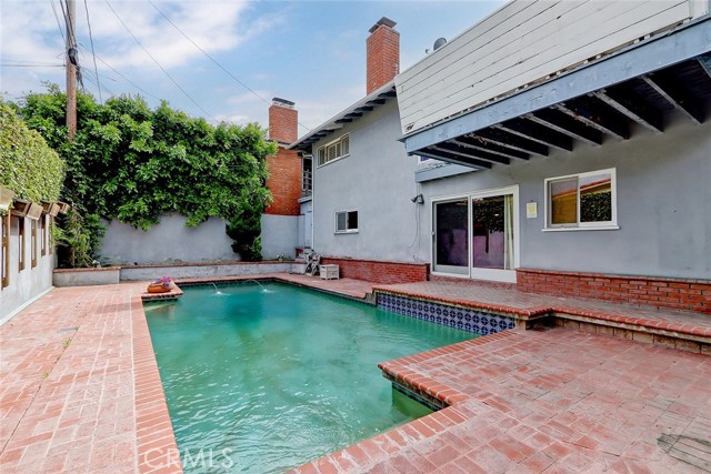 2416 Palm Avenue, Manhattan Beach, California 90266, 5 Bedrooms Bedrooms, ,2 BathroomsBathrooms,Residential,Sold,Palm,SB23084857