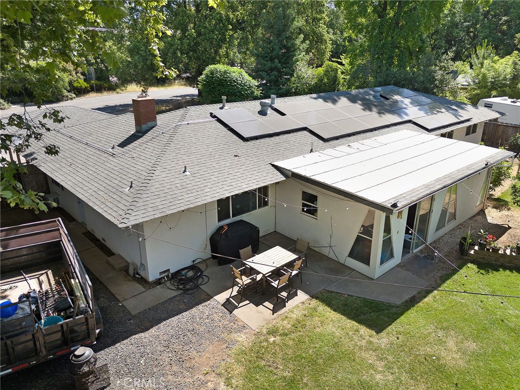 https://media.crmls.org/medias/bc676aeb-4b79-486f-9520-9d246cdea1df.jpg?preset=X-Large
