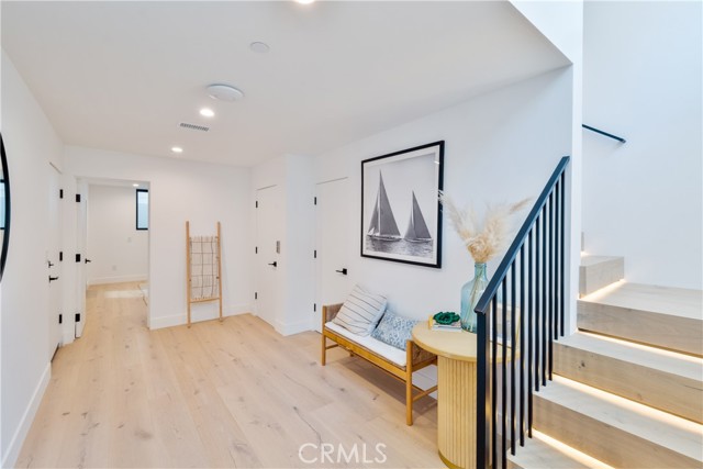 Detail Gallery Image 47 of 54 For 707 2nd St, Hermosa Beach,  CA 90254 - 4 Beds | 4/1 Baths