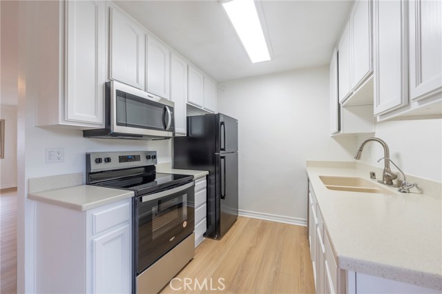 8710 Belford Avenue, Los Angeles CA: https://media.crmls.org/medias/bc689815-acfb-4b75-8ecd-48d4513ec353.jpg