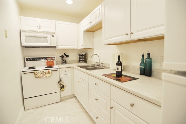 Image 4 for 2825  N Los Felices RD