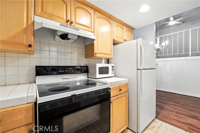 1727 Brea Boulevard, Fullerton CA: https://media.crmls.org/medias/bc68d0c5-a611-4d0a-bfa8-eca339be00ae.jpg