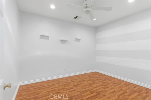 Detail Gallery Image 9 of 33 For 3800 Stockdale #2,  Bakersfield,  CA 93309 - 2 Beds | 1 Baths