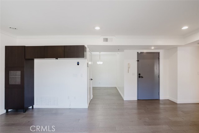 645 Balboa Avenue, 1C photo 6