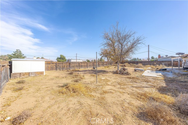 Detail Gallery Image 22 of 31 For 21006 Pine Ridge Ave, Apple Valley,  CA 92307 - 3 Beds | 2 Baths