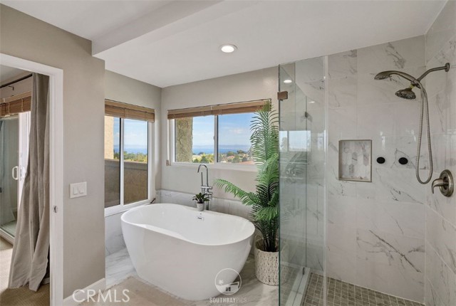 Detail Gallery Image 24 of 30 For 58 Hilltop Cir, Rancho Palos Verdes,  CA 90275 - 3 Beds | 2/1 Baths