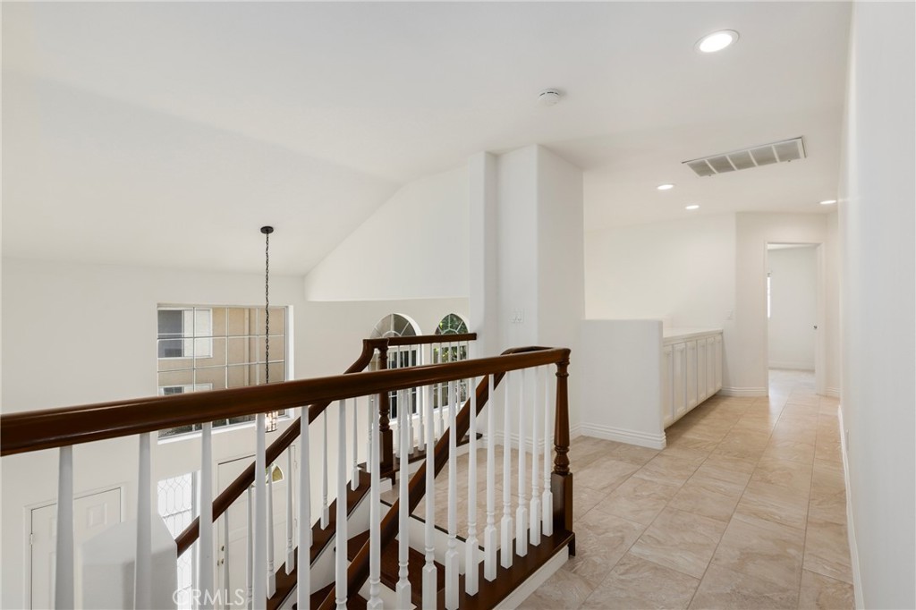 Bc6aa19b A524 4402 85ec B85151926777