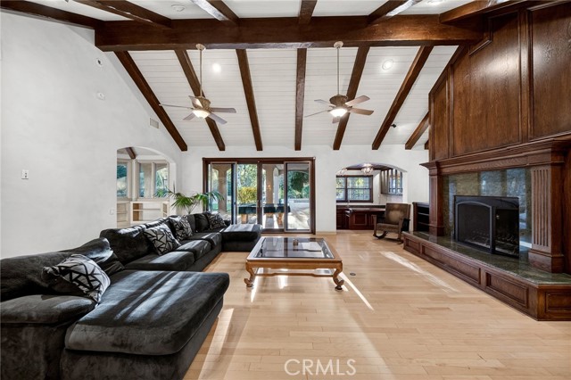 Detail Gallery Image 16 of 75 For 40833 Calle Bandido, Murrieta,  CA 92562 - 8 Beds | 7/2 Baths