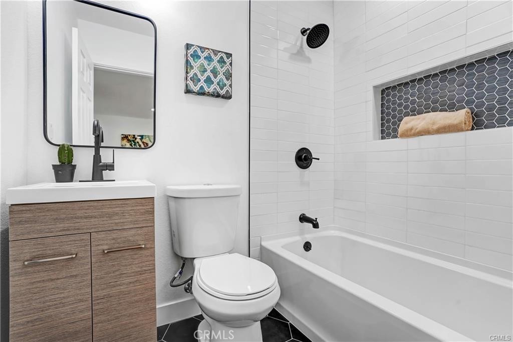 MLS #IG25255335 image #7