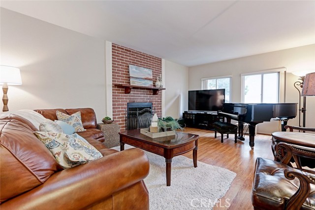 2218 Gates Avenue, Redondo Beach, California 90278, 4 Bedrooms Bedrooms, ,2 BathroomsBathrooms,Residential,Sold,Gates,SB17034339