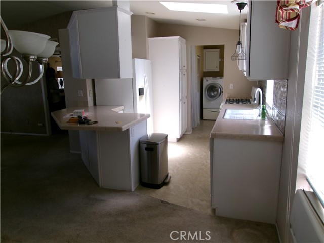 Detail Gallery Image 33 of 61 For 13983 Silver Lake Pl, Victorville,  CA 92395 - 3 Beds | 2 Baths