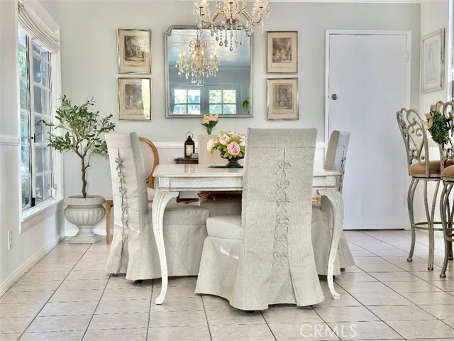 Detail Gallery Image 24 of 59 For 26261 Veva Way, Calabasas,  CA 91302 - 4 Beds | 2 Baths