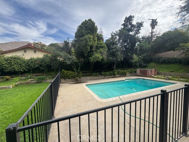 Detail Gallery Image 5 of 10 For 4170 Mt Vernon, Riverside,  CA 92507 - 4 Beds | 2 Baths