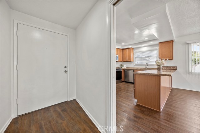 Detail Gallery Image 10 of 26 For 1418 E Wilshire Ave, Fullerton,  CA 92831 - 3 Beds | 2 Baths