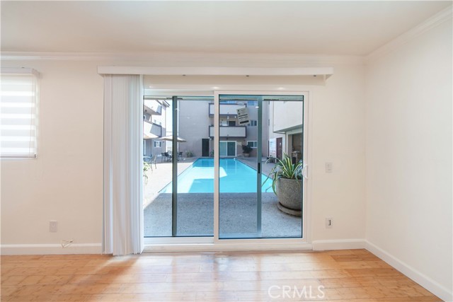 Detail Gallery Image 12 of 28 For 310 N Jackson St #104,  Glendale,  CA 91206 - 2 Beds | 2 Baths