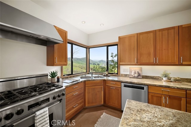 Detail Gallery Image 16 of 74 For 1777 Paseo De Caballo, San Luis Obispo,  CA 93405 - 4 Beds | 3/1 Baths