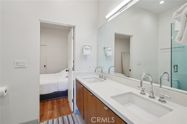 1401 Termino Avenue, Long Beach CA: https://media.crmls.org/medias/bc6dcc73-1213-4cba-b5ad-e50e096e6464.jpg