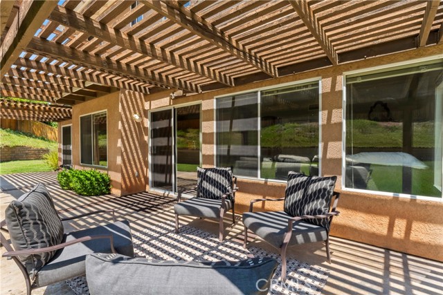 3064 Drake Street, Corona CA: https://media.crmls.org/medias/bc6dd6a9-3394-46c4-b5d8-b5040aaea113.jpg