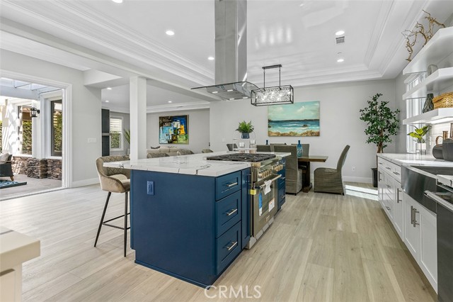 Detail Gallery Image 16 of 74 For 508 Westminster Ave, Newport Beach,  CA 92663 - 5 Beds | 5/1 Baths