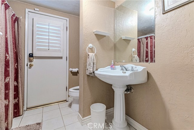 2241 N 1st Avenue, Upland CA: https://media.crmls.org/medias/bc707adb-5cba-4818-bc54-2e6a04148a11.jpg