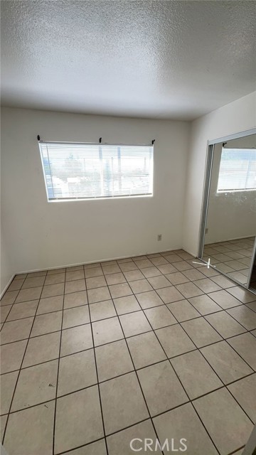 33119 Jamieson, Lake Elsinore CA: https://media.crmls.org/medias/bc710642-72d2-4fad-b84f-bbdf4d45e63d.jpg