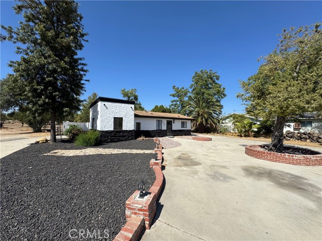 Detail Gallery Image 2 of 27 For 28302 Alessandro, Moreno Valley,  CA 92555 - 2 Beds | 1 Baths