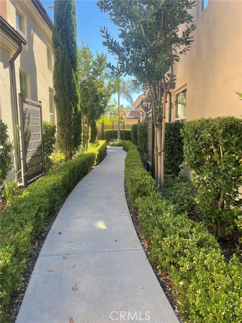 Detail Gallery Image 13 of 13 For 121 Holly Springs, Irvine,  CA 92618 - 4 Beds | 3/1 Baths