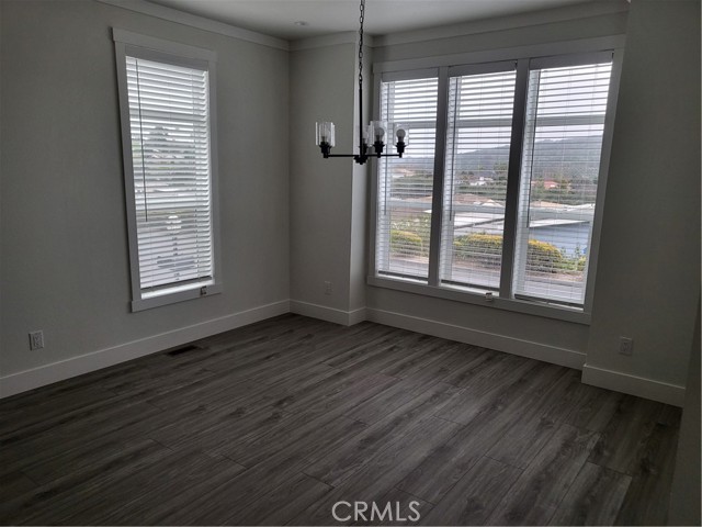 Detail Gallery Image 5 of 8 For 820 Hacienda Dr, Arroyo Grande,  CA 93420 - 3 Beds | 2 Baths