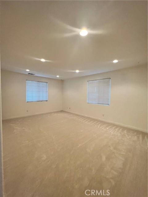 Detail Gallery Image 13 of 36 For 53051 Imperial, Lake Elsinore,  CA 92532 - 4 Beds | 2/1 Baths