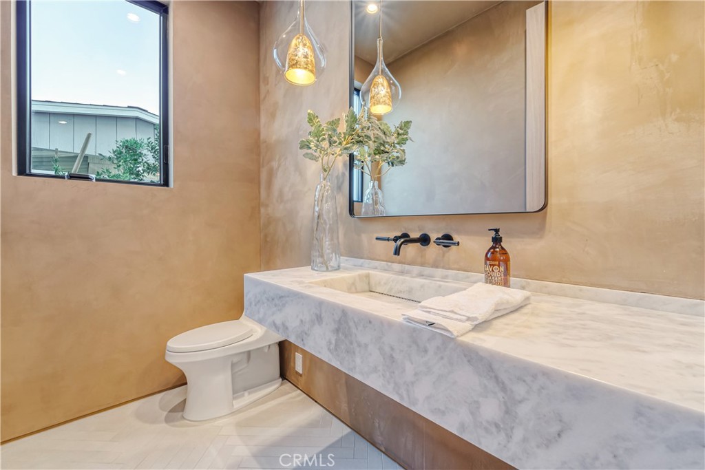 13226 Morrison StreetSherman Oaks img 15