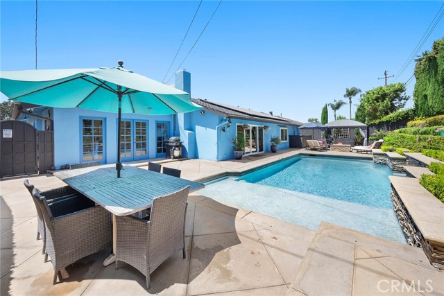 5092 Briarhill Drive, Yorba Linda CA: https://media.crmls.org/medias/bc739b93-6206-426b-892e-bee8ece78c17.jpg