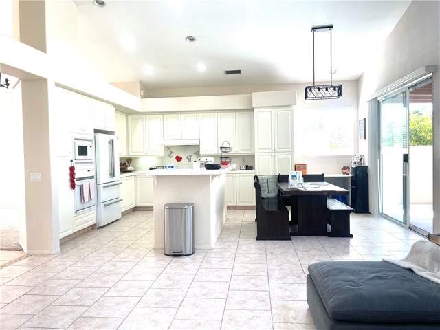 Detail Gallery Image 23 of 25 For 2371 Moonridge Cir, Corona,  CA 92879 - 5 Beds | 2/1 Baths