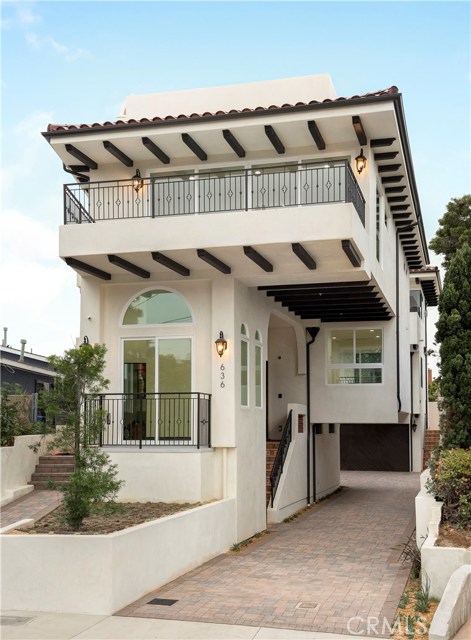Photo of 636 Vincent Park #A, Redondo Beach, CA 90277