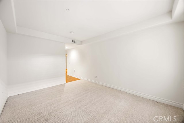 Detail Gallery Image 19 of 37 For 15206 Burbank Bld #104,  Sherman Oaks,  CA 91411 - 2 Beds | 2/1 Baths