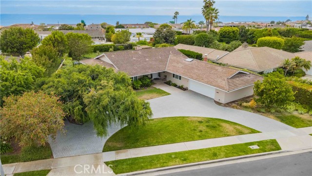 4621 Hampden Rd, Corona del Mar CA: https://media.crmls.org/medias/bc7558bd-3a72-4500-b83c-afa7fc5d2572.jpg