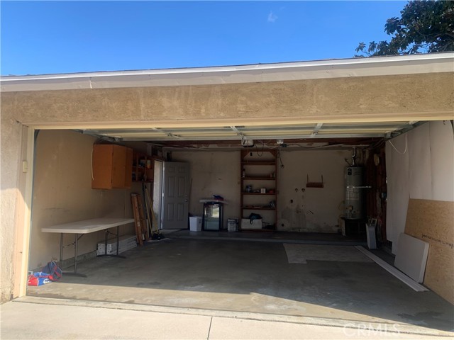 9817 Blanchard Avenue, Fontana, California 92335, 3 Bedrooms Bedrooms, ,1 BathroomBathrooms,Single Family Residence,For Sale,Blanchard,CV24013481