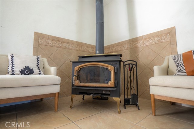 Detail Gallery Image 16 of 42 For 27857 Hummingbird, Helendale,  CA 92342 - 3 Beds | 2/1 Baths