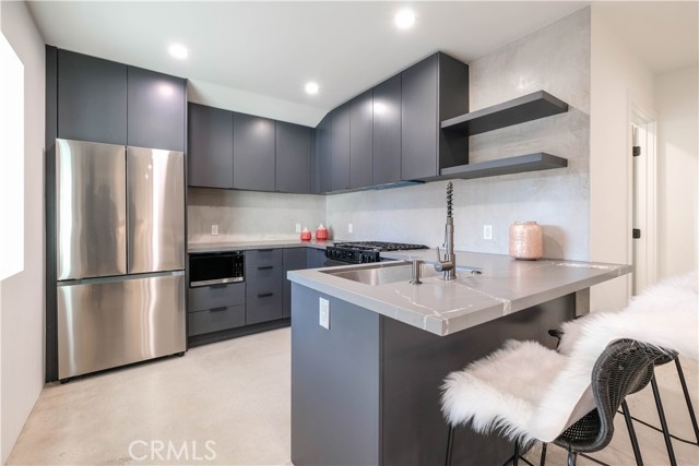 18852 Collins Street, Tarzana CA: https://media.crmls.org/medias/bc75a1d6-7887-4865-a626-0da15b4f70e2.jpg