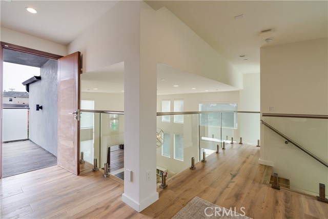 Detail Gallery Image 49 of 72 For 500 N Lucia Ave, Redondo Beach,  CA 90277 - 4 Beds | 5 Baths