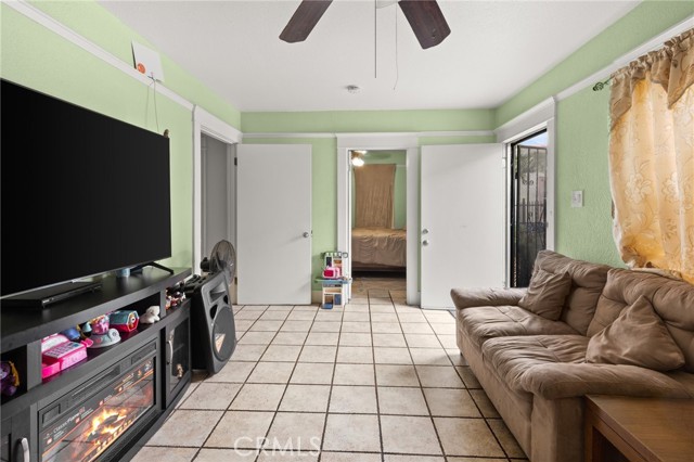 Detail Gallery Image 28 of 43 For 928 S Breed St, Los Angeles,  CA 90023 - – Beds | – Baths