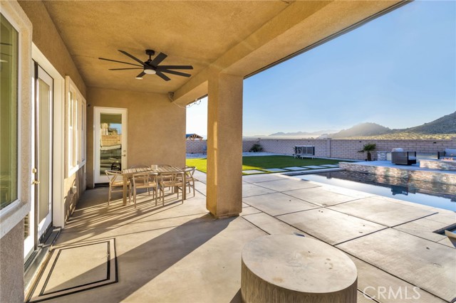 Detail Gallery Image 20 of 73 For 17066 Takipi Rd, Apple Valley,  CA 92307 - 3 Beds | 3 Baths