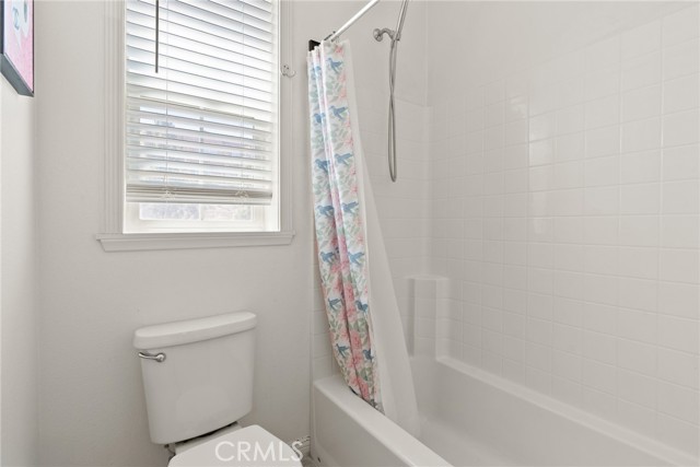 21 Plaza Modena, Lake Elsinore CA: https://media.crmls.org/medias/bc782646-d89a-4945-b1f3-56418e8c558d.jpg