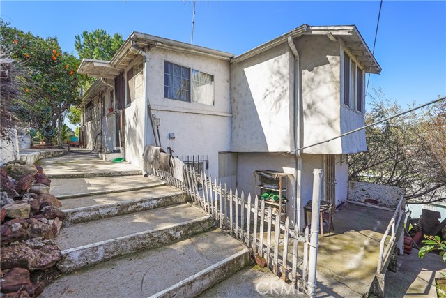 Detail Gallery Image 27 of 40 For 2149 Fargo St, Los Angeles,  CA 90039 - 2 Beds | 1 Baths