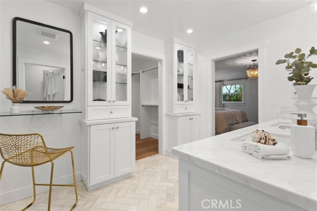2301 Private Road, Newport Beach CA: https://media.crmls.org/medias/bc7878a7-3917-424e-b7ff-b66980ed8e70.jpg