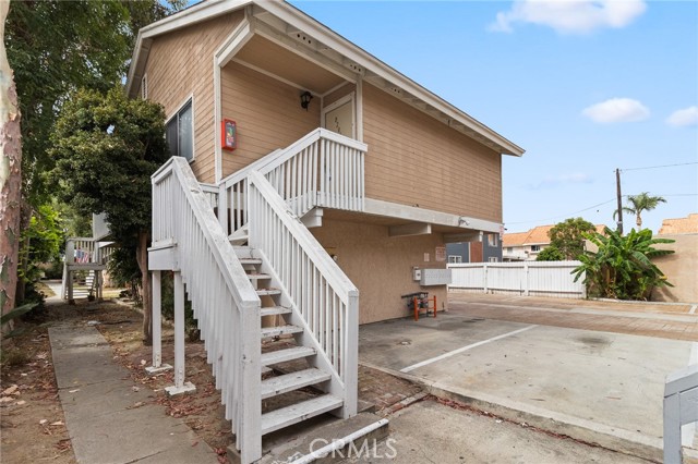 521 W Wilson St, Costa Mesa, CA 92627