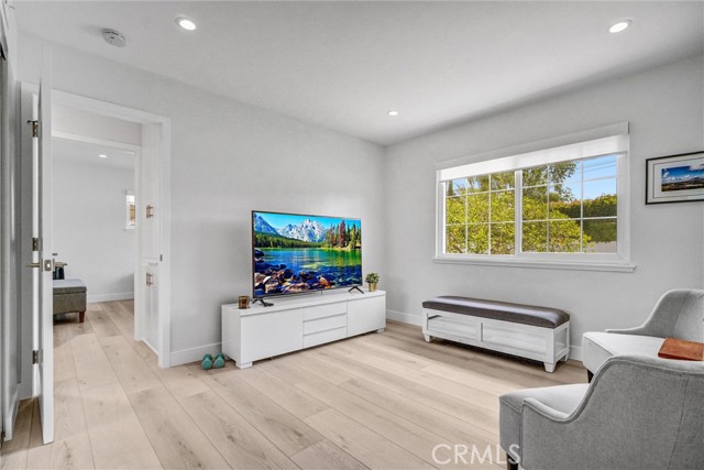 1947 N Sacramento Street, Orange CA: https://media.crmls.org/medias/bc789233-856b-4e9b-bd6b-8db206c4c4c7.jpg