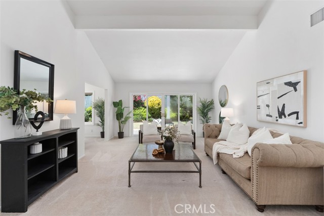 Detail Gallery Image 4 of 26 For 26932 La Sierra Dr, Mission Viejo,  CA 92691 - 3 Beds | 2 Baths