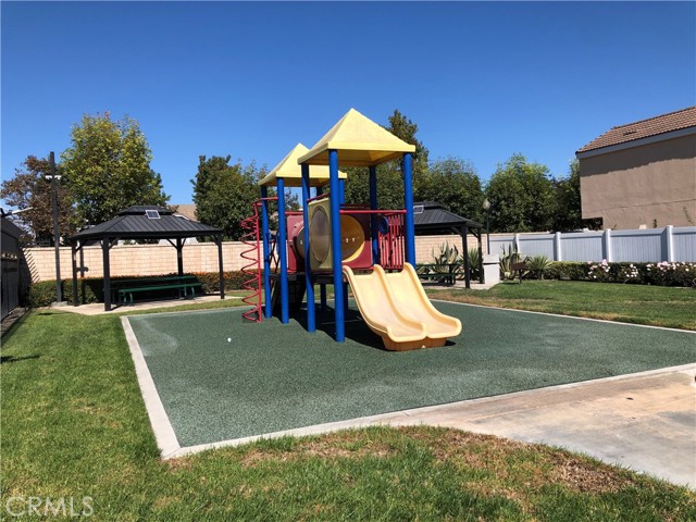 10206 Andy Reese Court, Garden Grove CA: https://media.crmls.org/medias/bc794e9b-ec95-432b-a570-cdfb6e41c09e.jpg