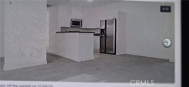 Detail Gallery Image 2 of 11 For 13941 Sherman, Van Nuys,  CA 91405 - 2 Beds | 2 Baths