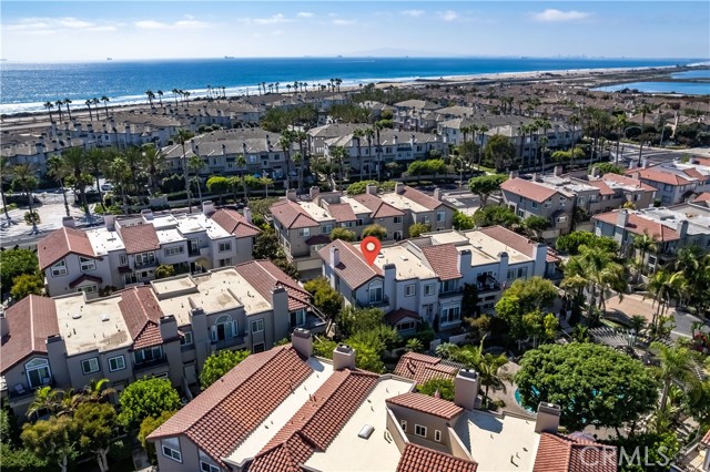 19362 Maidstone Lane, Huntington Beach CA: https://media.crmls.org/medias/bc79f8d8-6bbe-44ba-befe-c76618da5415.jpg